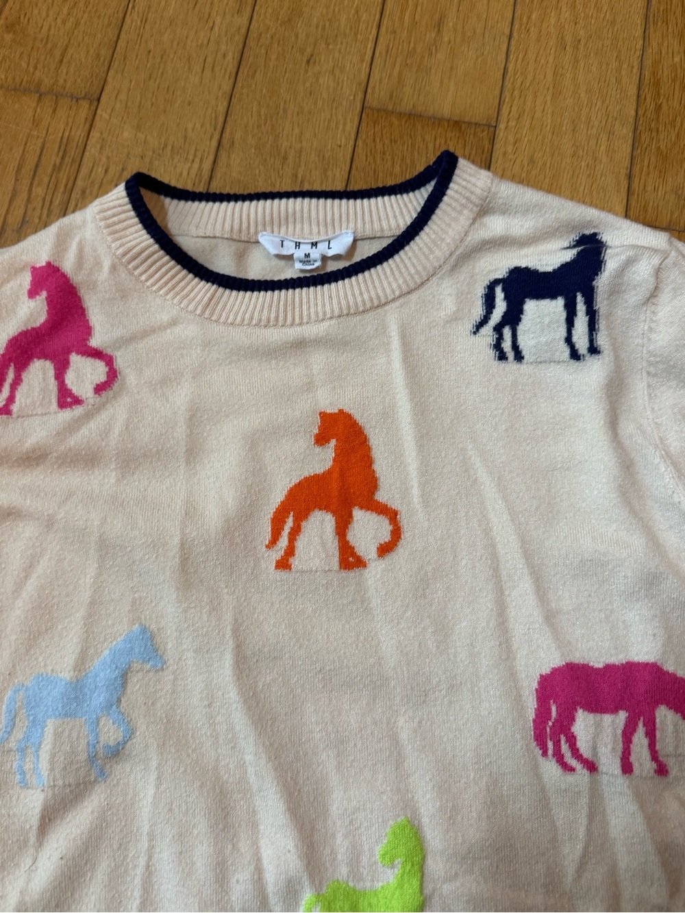 THML Womens Cream Crewneck Sweater Multicolor Horse Motifs Sz M Equestrian - Picture 7 of 11